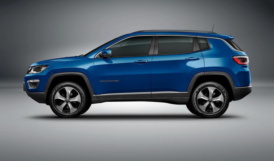 Jeep Compass Longitude 4x4 2016 года  (LA) (фото 16 из 26)